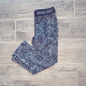Nike pro leggings